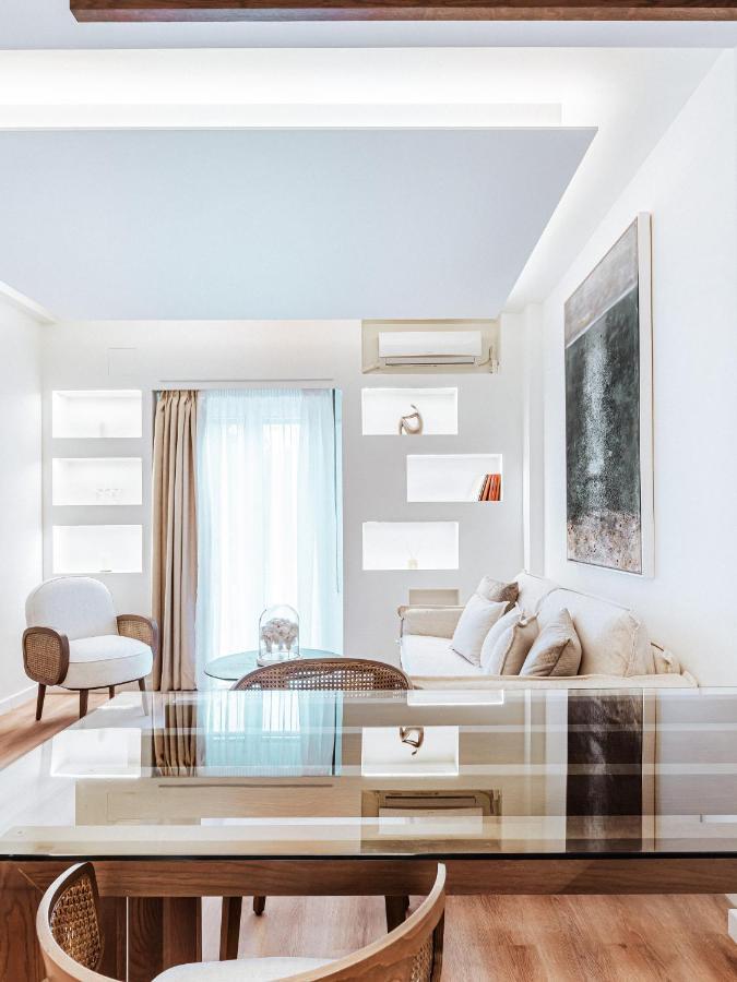 Luxury Apartment In The Heart Of The City - 1Br Atény Exteriér fotografie