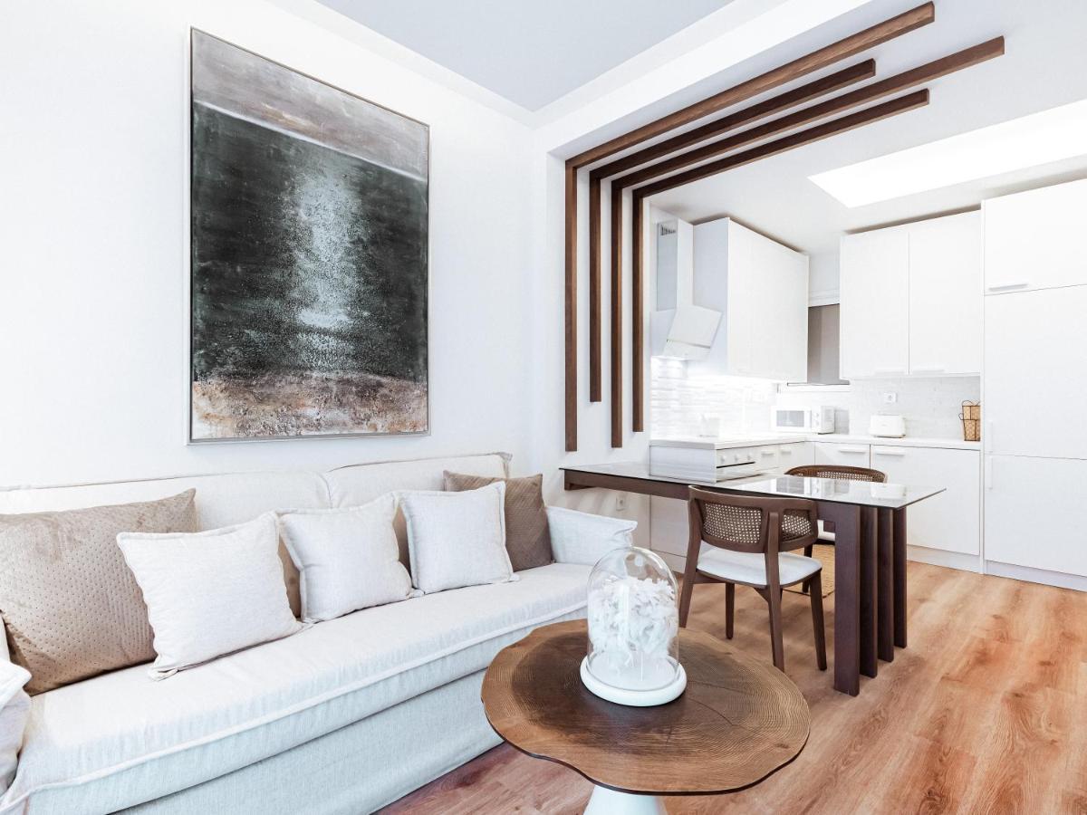 Luxury Apartment In The Heart Of The City - 1Br Atény Exteriér fotografie