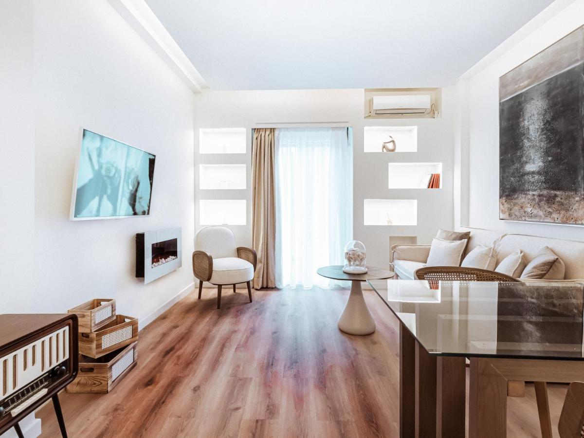 Luxury Apartment In The Heart Of The City - 1Br Atény Exteriér fotografie